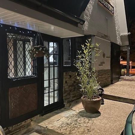 Chequers Country Inn Ullesthorpe Exterior photo